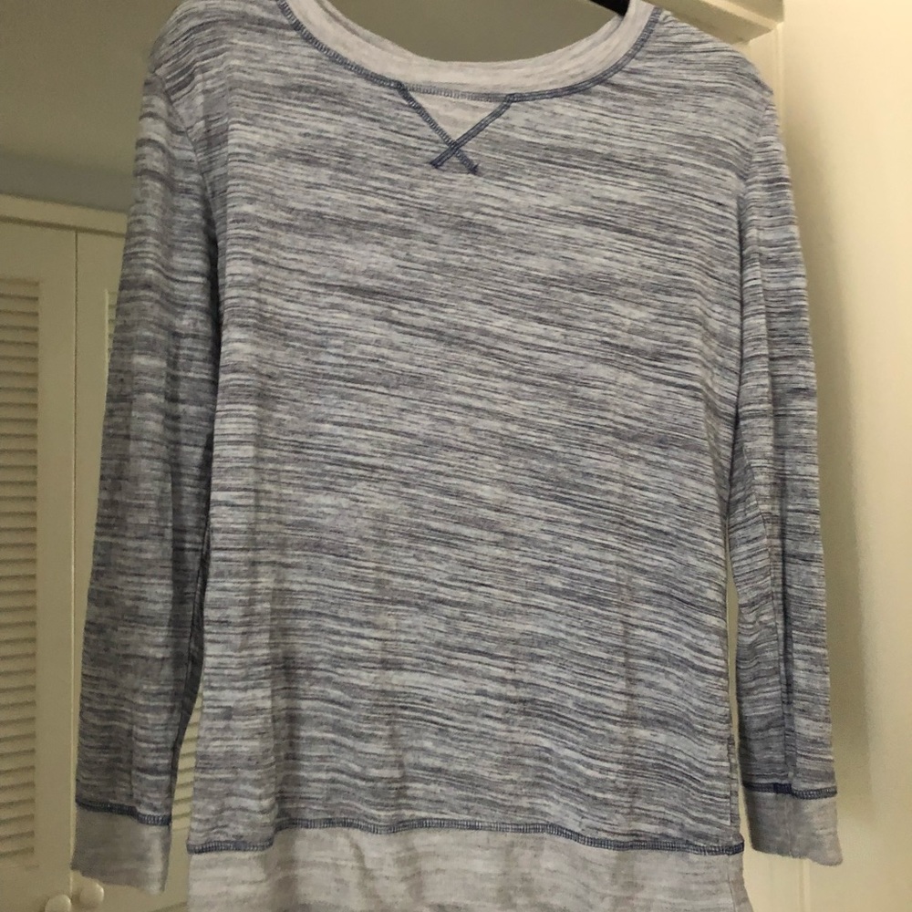 Pullover sweater